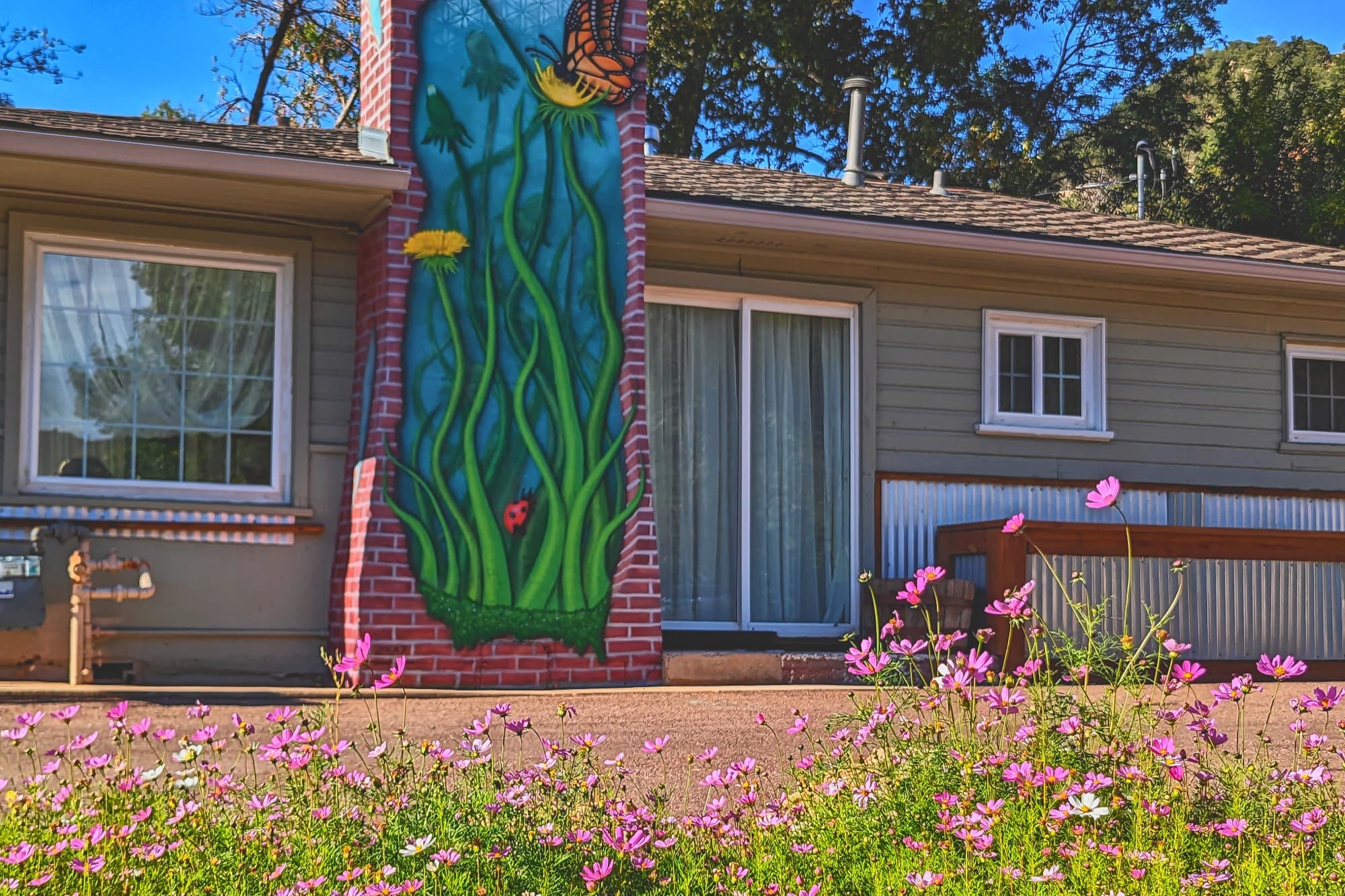 Garden House hand-painted mural wall detail